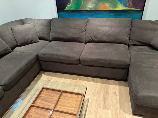 Elte large sectional couch - filled with down / feathers in Couches & Futons in City of Toronto - Image 4