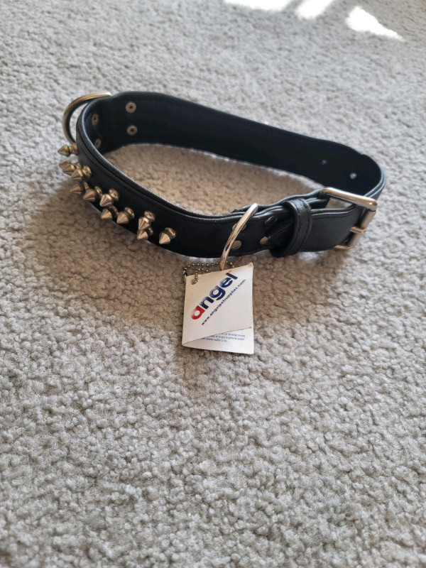 Black Leather Metal Studded Dog Collar Harness (22" x 1.5") in Accessories in Calgary
