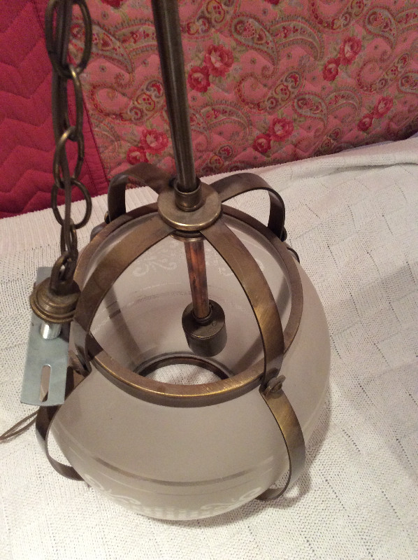 Antique Lantern  / Lanterne Ancienne dans Décoration intérieure et accessoires  à Ville de Montréal - Image 3