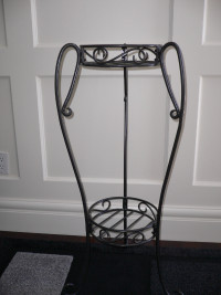 Iron Plant Stand - Heavy weight