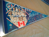 Blue Jays  1992 world series pennant signed by Joe Carter COA