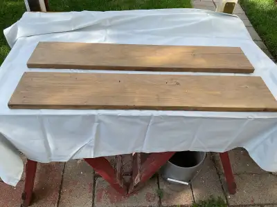 2 tablettes en bois dur, View more