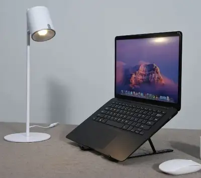 Support portable et réglable pour ordinateur portable/tablette, View more