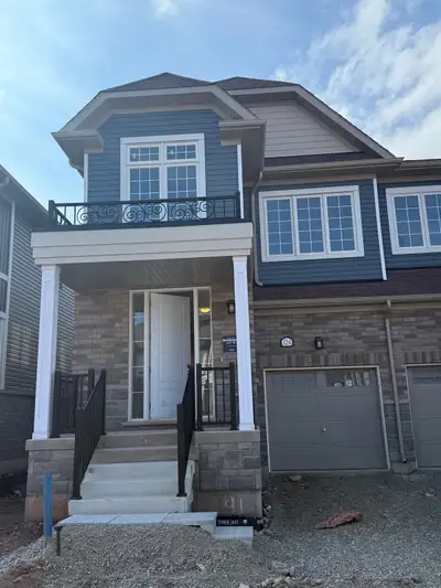 4 BEDROOM BRANDNEW HOUSE FOR RENT