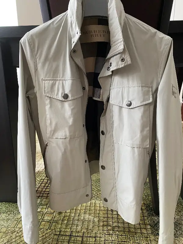 Burberry Men Jacket in Men's in Markham / York Region - Image 2