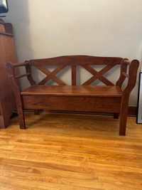 Solid pine sitting bench with storage 