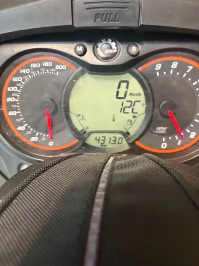 15 Freeride 137, 1.75 lug track. In great shape. No torn or missing lugs on track. Comes with gas ca...