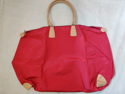 Simple & spacious travel bag , View more