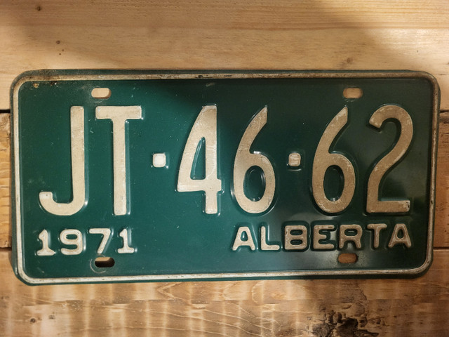 Vintage Alberta license plates 1958 1959 1971 1972 1974 1975 in Other Parts & Accessories in Strathcona County - Image 3
