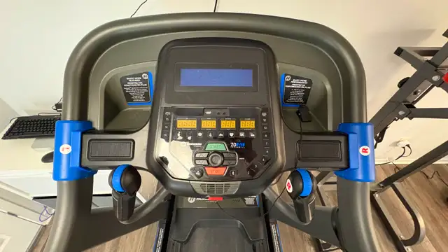 Horizon 7.0AT Folding Treadmill – Well Maintained539347315716280324