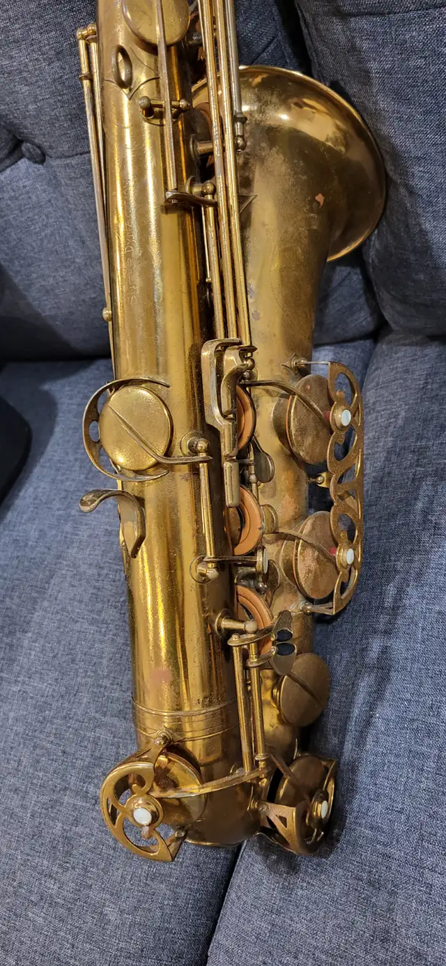 Vintage 1965 Buffet SDA Tenor Saxophone in Woodwind in City of Toronto - Image 6
