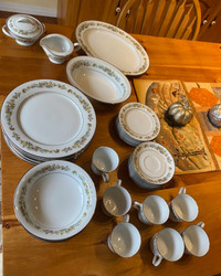 Noritake Nitto Ware Diane 2008 Dinnerware China Set