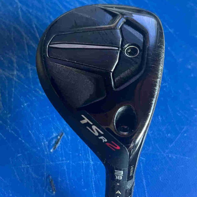 titleist TSR2 hybrid in Golf in St. Albert