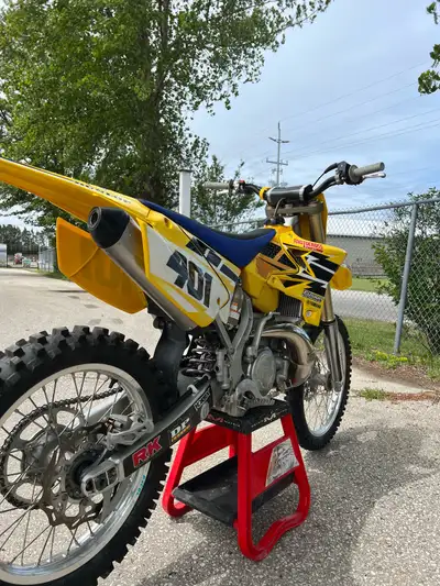 2013 YZ250 two stroke for sale. Bondi engine has 69.6 hours on it. Top end rebuilt at 59 hours. All...