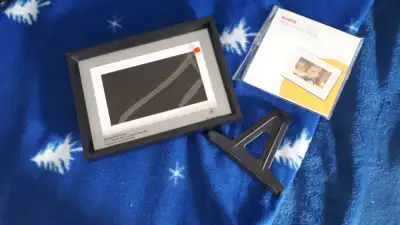 Kodak P720 Easyshare 7-Inch Digital Frame (Brand new!) ~ $100, View more