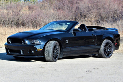Ford Mustang Gt500 convertible 