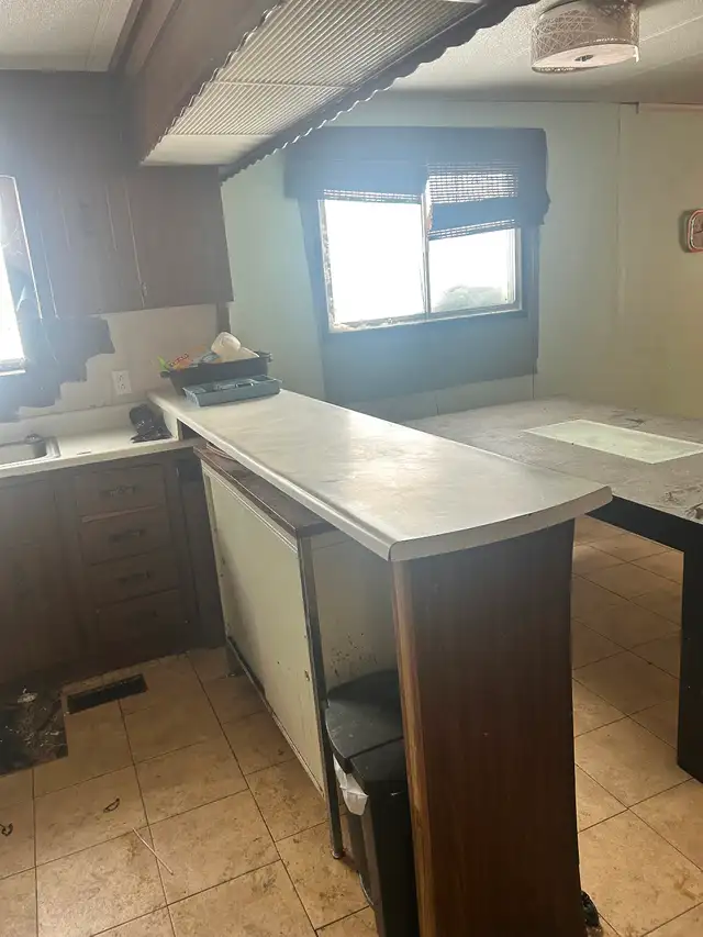 Mobile home in Houses for Sale in Regina - Image 7