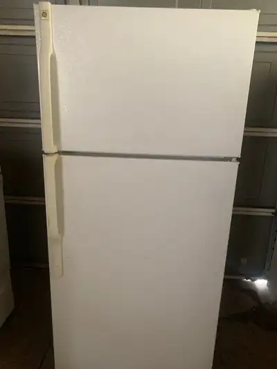 clean and great working conditions used fridge cooling great , View more