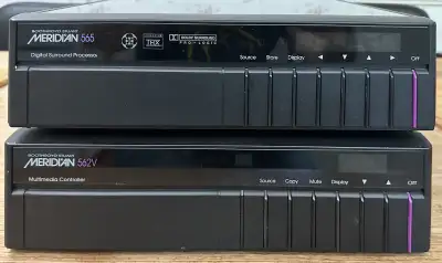 Meridian 562V digital and analog audio switcher pre-amp, View more