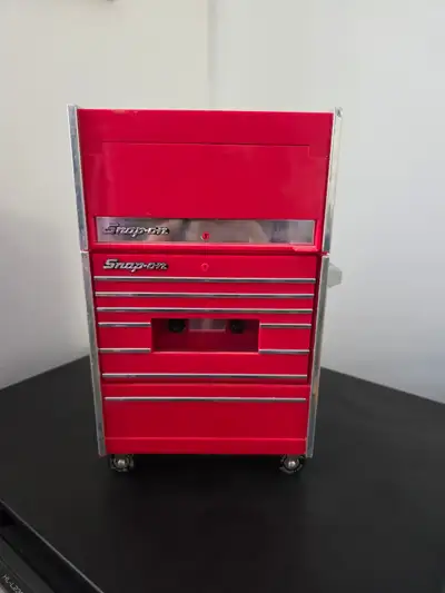 Snap-on Tool box plastic radio and cassette player. Features both an AM/FM radio and a cassette play...