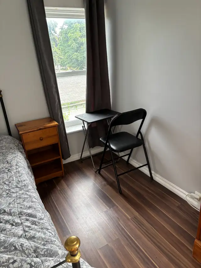 Room for female students for rent in Room Rentals & Roommates in Peterborough - Image 7