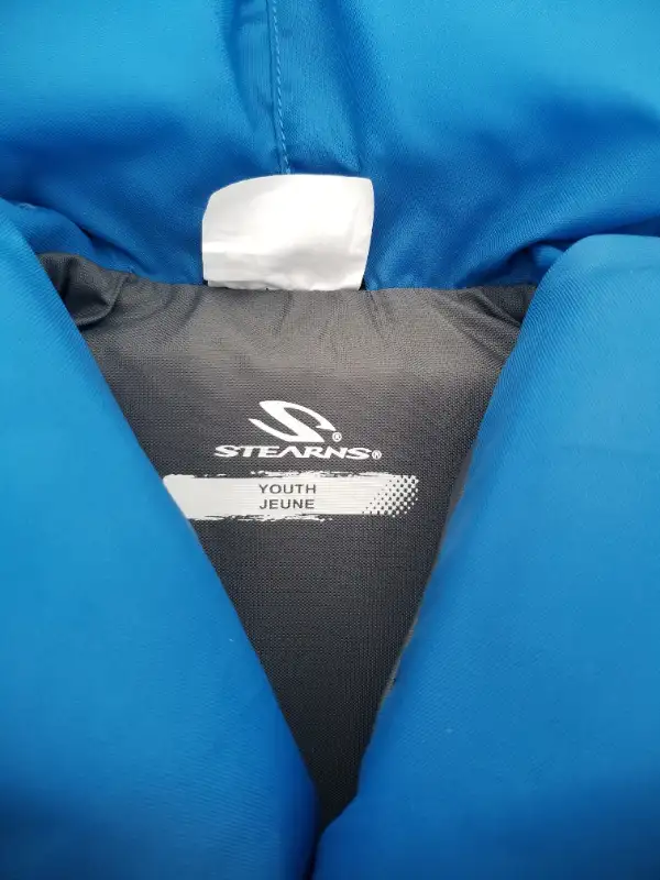 4 Lifejackets PFD new condition in Water Sports in Cornwall - Image 4