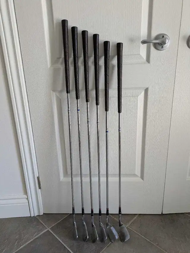 Sam snead irons and woods in Golf in Ottawa - Image 3