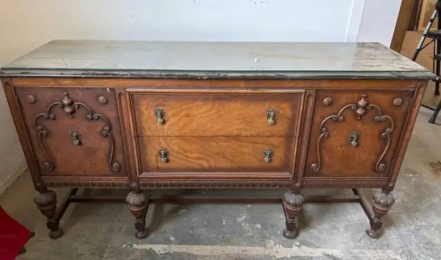 Vintage Wooden Cabinet in Hutches & Display Cabinets in Ottawa - Image 3