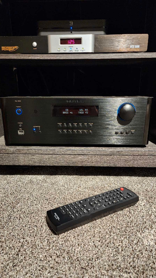 Rotel integrated amp in Stereo Systems & Home Theatre in Kitchener / Waterloo