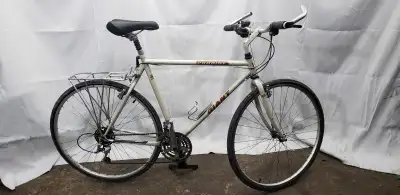 Giant Prodigy bicycle 700c Ready to ride size L, View more
