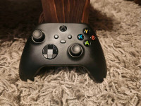 Xbox One X Series X controller (read)