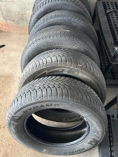 I have 6 available snow tires that are in Good shape , 2 are virtually new and tread is still good o...