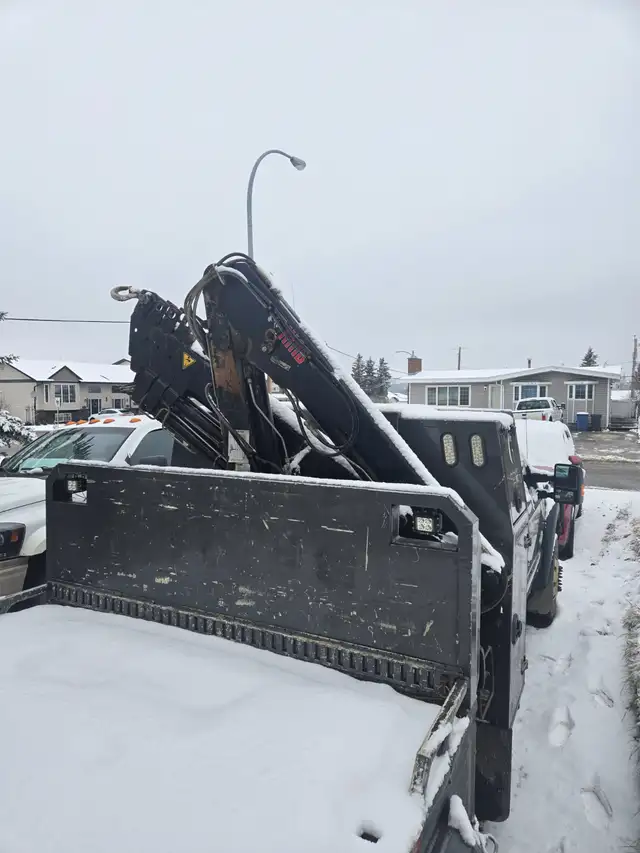 2016 F550 picker truck in Heavy Trucks in Fort St. John - Image 8
