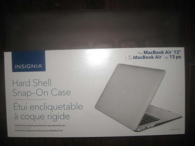 Insignia Hard Shell Case for 13" Apple MacBook Air / MacBook Pro in Laptops in Mississauga / Peel Region - Image 4