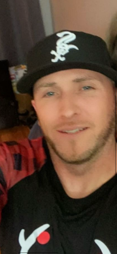 40 year old seeking friendships, View more