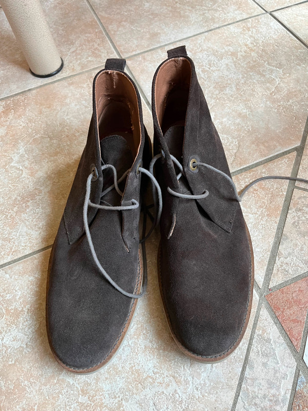 Guess brown suede men's shoes size 10 in Men's Shoes in Edmonton