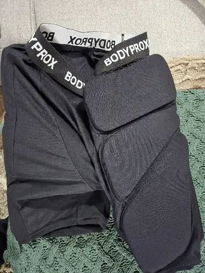 Padded Shorts for Snowboard, Skate and Ski 3D Protection sz L, View more