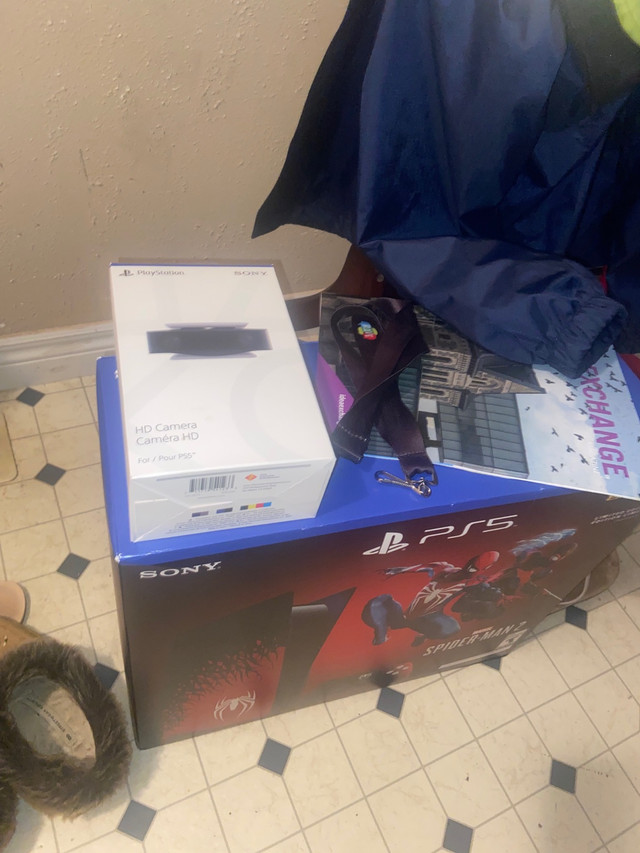 Limited Edition Spider-Man PS5 with camera  in Sony Playstation 5 in Cambridge - Image 4