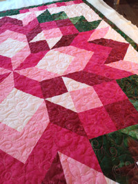 Hand-guided Longarm Quilting Service