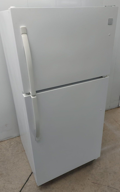 KENMORE APARTMENT SIZED FRIDGE (28 inches) Reversible Doors in Refrigerators in London