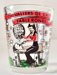 Antiquité. Collection. Verre "Chevalier de la table ronde" L