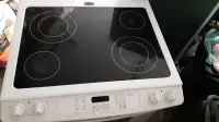 Cuisinière Whirlpool (+ LG LCD TV 24" à donner)