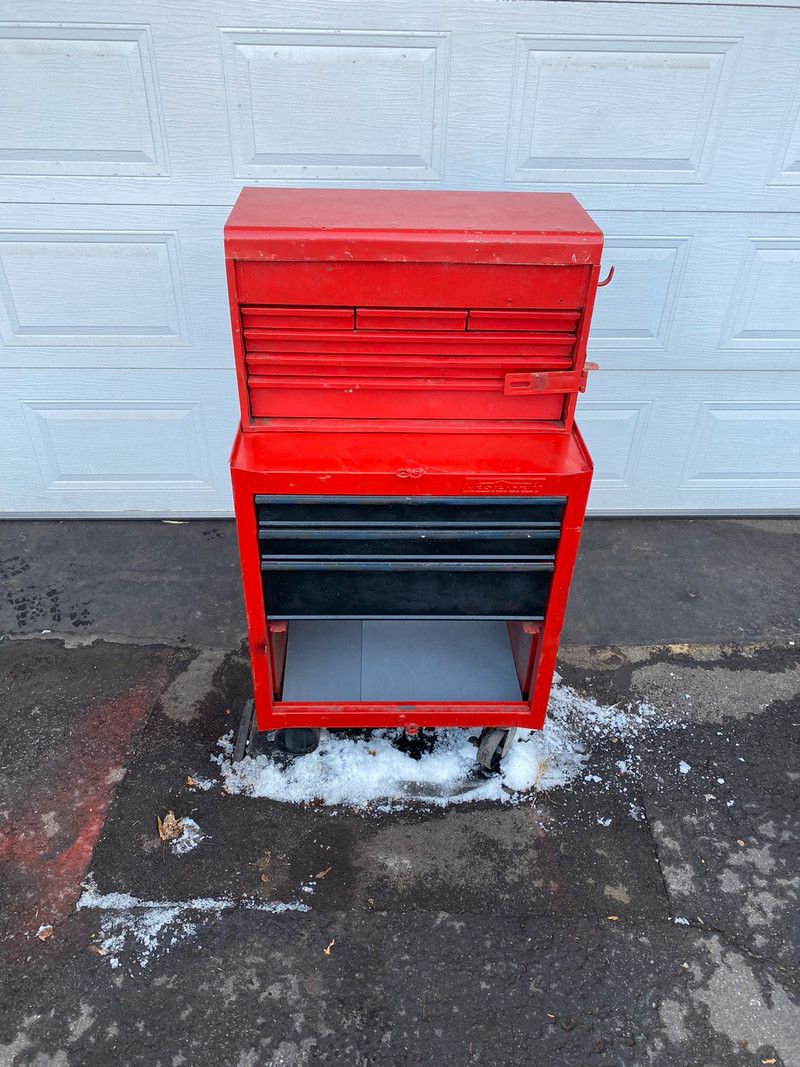 Tool box; coffre à outils; boîte à outils; tool chest Rangement pour