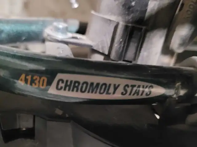 Vélo de Route in Road in City of Montréal - Image 5