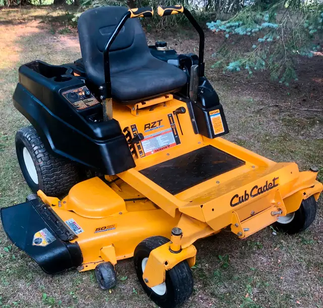 Cub Cadet RZT 50” Zero Turn mower 25HP Kohler, Like NEW!63347539322113121