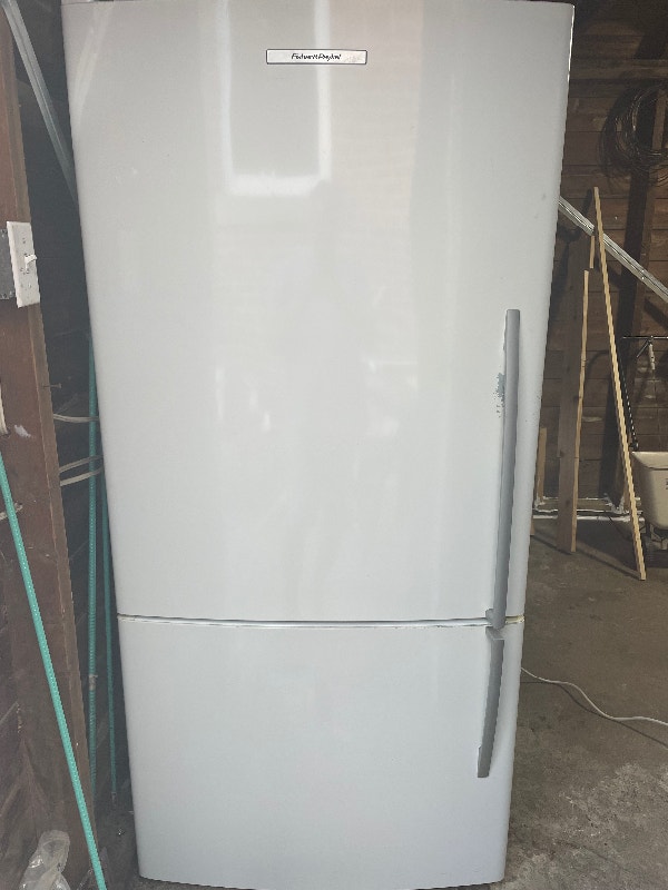Refrigerator Fisher Paykel counter depth Refrigerators Guelph Kijiji