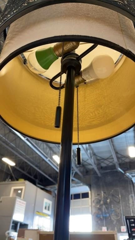 TABLE LAMP - BLACK METAL SHADE - in Indoor Lighting & Fans in Delta/Surrey/Langley - Image 2