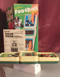Head to head football game made by coleco no.2140 1979