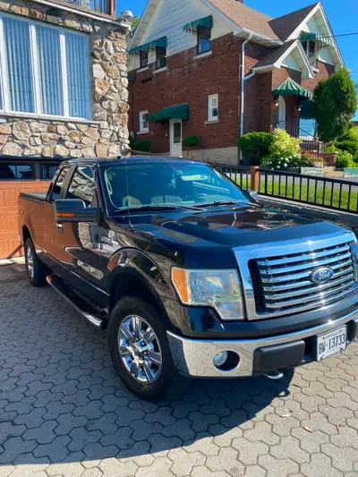 Clean, Ford F150 for sale, low kilometers. Good shape, well maintained.