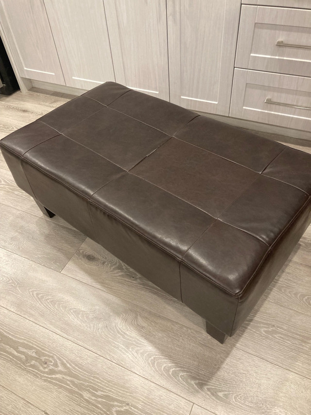 Pleather ottoman in Other in Mississauga / Peel Region - Image 2